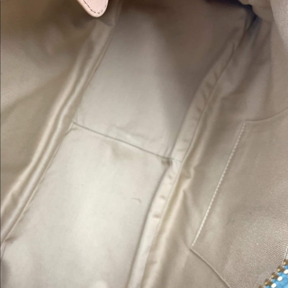 Chloe Paraty - Picture 8 of 10